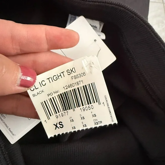 NWT Reebok  Classic Vector Skirt Size XSmall - Picture 5 of 5